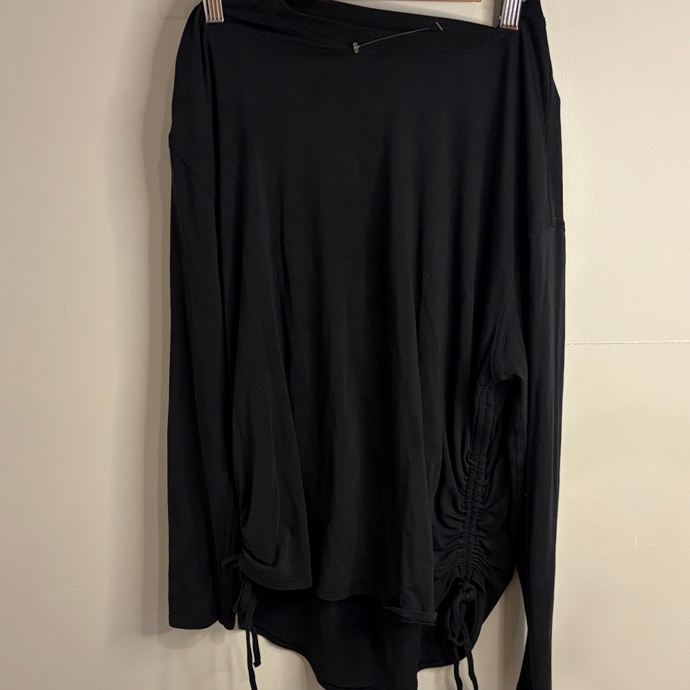 Lululemon Black Long Sleeve Drawstring Side Top